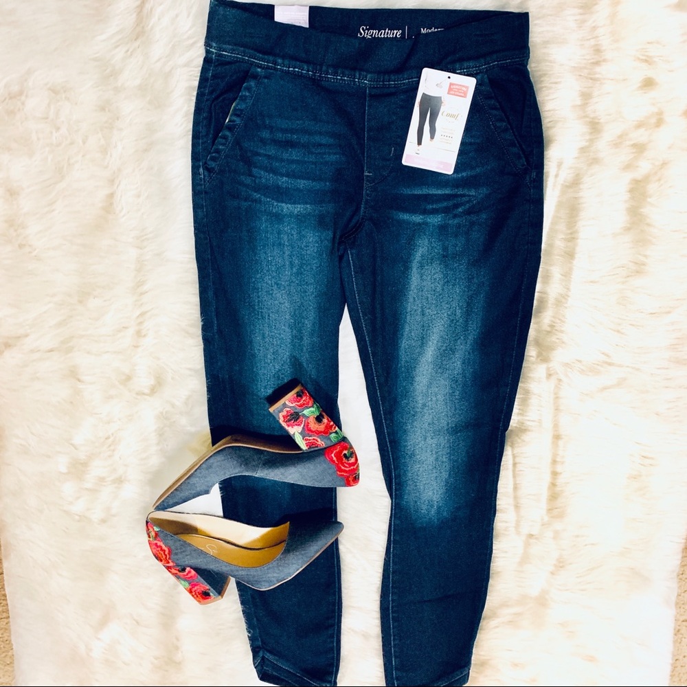 NEW LEVI  Strauss Signature Jeans